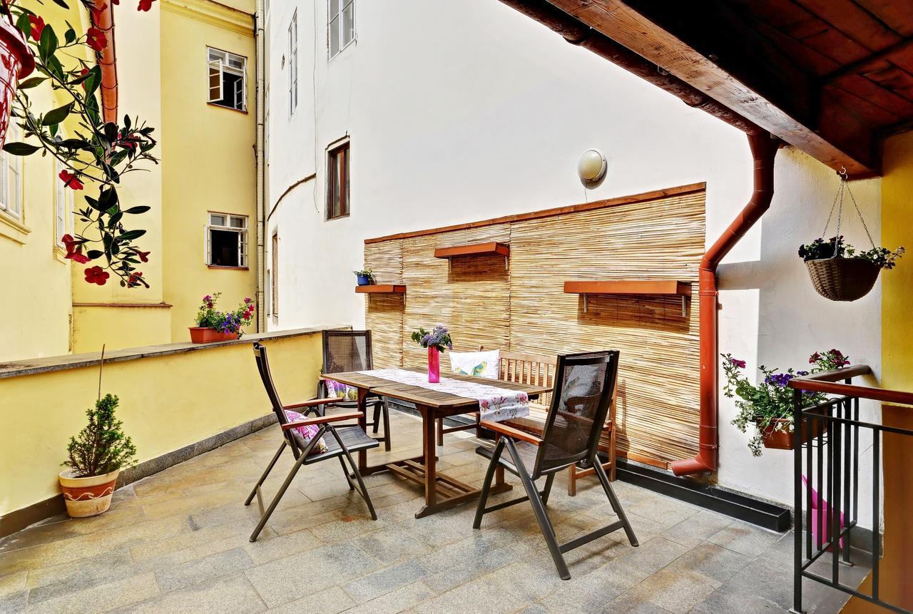 Historic Centre Apartments VII Prague Exterior photo